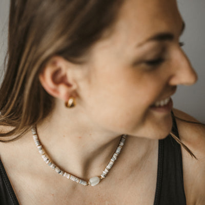 Vergoldete Kette mit Opal-Mix