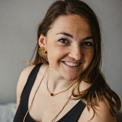 Ohrring in einer Sonnenform