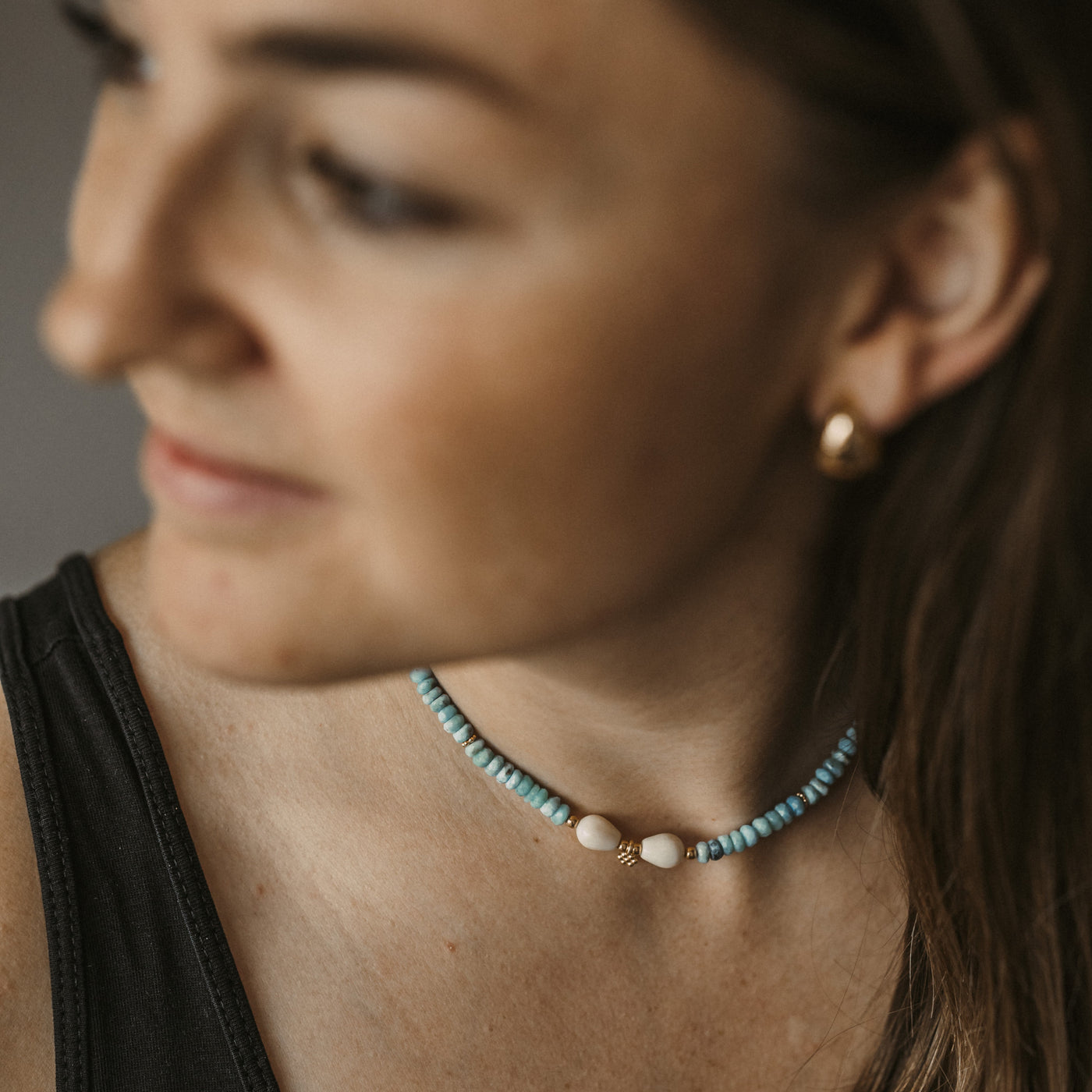 Vergoldete Larimar-Kette – Zwei Farbnuancen, eine besondere Energie