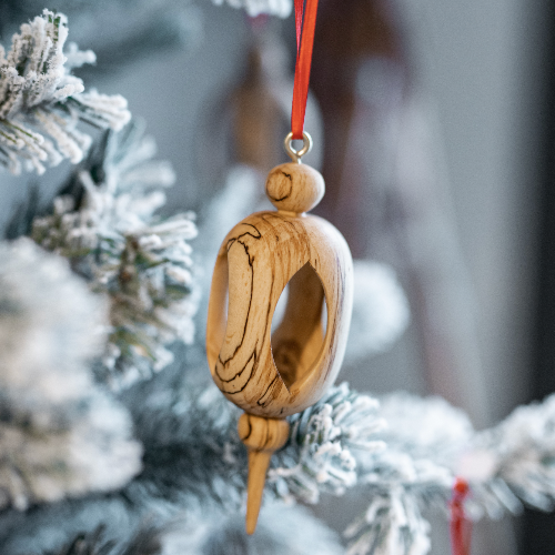 Weihnachtsbaumkugeln aus Holz