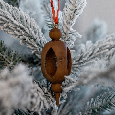 Weihnachtsbaumkugeln aus Holz